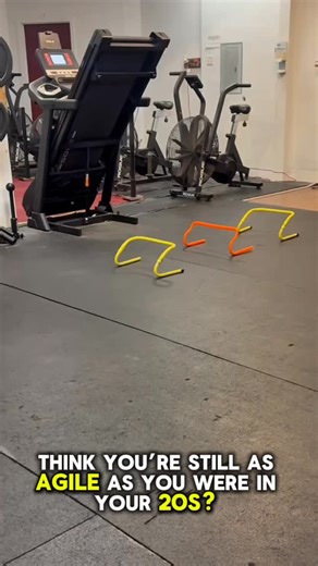 You can run miles… but can you move like you used to? 👀 Most adults lose agility long before endurance — but at Functional Fitness – Applied Strength & Conditioning, we rebuild what time takes away. ⚡️ Our small-group sessions blend strength, speed, and coordination to retrain your body’s athletic edge — no matter your age. ✅ Build fast-twitch power ✅ Improve balance & reaction time ✅ Feel stronger, faster, and more capable 💥 Claim your 1-Week FREE Trial today and experience training that move