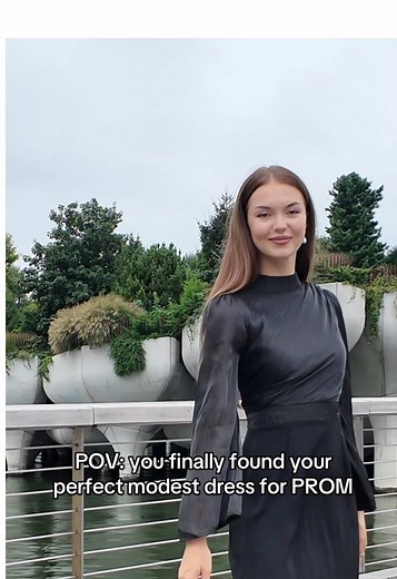 Finally! I that modest dress for any occasion even. Prom dress modest and elegant, minimalistic and comfortable. Prom 2025 dresses are crazy #prom2025 #dressforprom #dressforprom2025 #modestdress