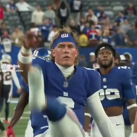 Exploring Jaxon Dart's Impressive NFL Throwing Skills