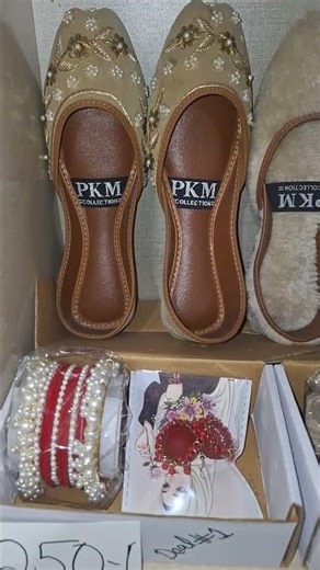 get these 3 things khusa Bengals jhumkay just in 1250-/ you can customize your own theme.