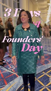 🎙️Forgive our brief intermission while we took time to get those Chapter Awards Books submitted…😅😮‍💨🥰 We’re back! 3 days until we pause to give thanks for a sisterhood that shapes leaders, nurtures service, and builds lifelong bonds. 💚💗 #AKA1908 #NARFIRST #AKA118 | AKA North Atlantic Region