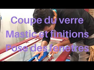 RESTORING A WOODEN WINDOW, A TUTORIAL FOR CUTTING GLASS, MAKING A PUTTY AND A PRO FINISH