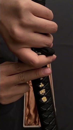 Almost all Skyrim players know this sword！#skyrim #blade #gaming #cosplay #unboxing