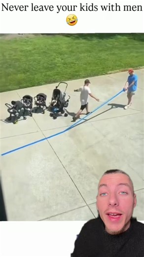 Jeu de poussettes dans le jardin : deux pères créatifs !