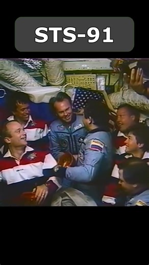 Space Shuttle flight 91 STS-91 Discovery #nasa #shuttle #spacehab #mir #roscosmos#sovietspaceprogram