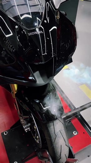 Experience the Power of Honda CBR 1000RR