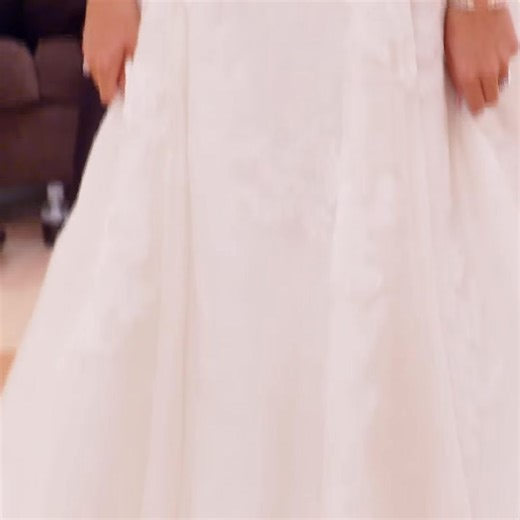 This bride's mother is trying to force her 28-year-old wedding dress on her, but she HATES it!! 😬 #sayyestothedress #weddingdress #syttd | Randy Fenoli Fans
