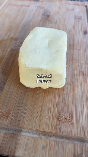 How to Make Delicious Hollandaise Sauce with Knorr and Salted Butter