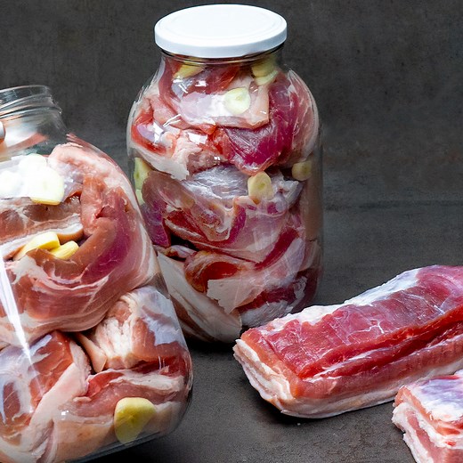 96K views · 149 reactions | The famous snack for the New Year's table, which makes the world crazy! Ingredients: garlic: 100 g (3.5 oz) pork belly: 3 kg (7 lb) water: 1 l (34 pt) salt: 150 g (5.3 oz) coriander seeds: 10 g (0.4 oz) black peppercorns: 20 g (0.7 oz) herbs of Provence: 10 g (0.4 oz) bay leaves: 5 pc mozzarella: 50 g (1.8 oz) ground coriander: 20 g (0.7 oz) sweet paprika: 20 g (0.7 oz) cumin: 10 g (0.4 oz) white pepper: 20 g (0.7 oz) | Cookrate | Facebook