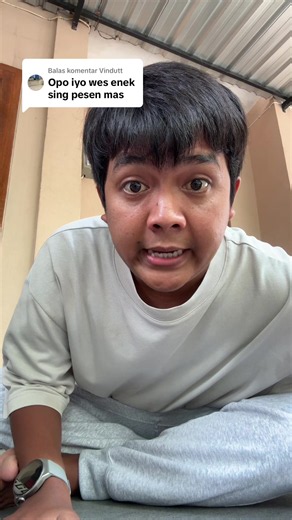 Membalas @Vindutt Masyaallah tabarakallah Nomor admin : 0882-2738-8922 ( Suryo ) Ready lontong opor pak pangat : Rp.185.000 ( 1 ekor ) Bolang Baling cepu : Rp. 75.000 ( 1 box isi 10 ) Open jastip ya . Tapi tenang kita juga bawa untuk yang OTR ( tapi tidak banyak ) Kita akan OTR ke SOLO - PATI - TUBAN Lebih baik pesan dulu saja . Soalnya OTR kita hanya bawa sedikit yaa .. Tempat menyusul H-2 kita infokan nanti yaa Kita buka open jastip kuota pertama di 50 pack Kota pertama yang memenuhi slot ters