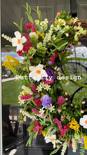 Beautiful butterfly spring design | Dor Designs