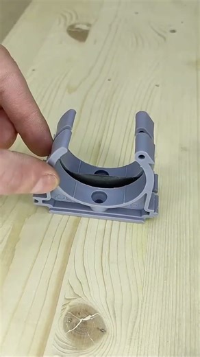 make a tool to cut pipes to make cutting easier