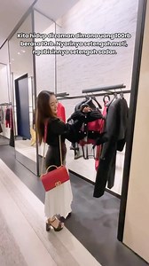 Dokter : Keluhannya apa? Aku : Akhir-akhir ini saya sering pusing, kayak mau pingsan gitu. Keluar keringat dingin, dada sering sesak. Kenapa ya Dok? Dokter : Oh... Dana rendah itu 🙄 #quotesHelen | Helen Huang