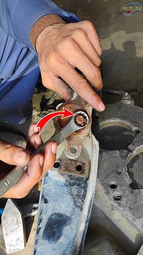 25K views · 230 reactions | Rusted Bolt Remove #mechanic #mechaniclife #cartipstv #foryou #bolt #nut #tightbolt #rustedbolt | Car Tips Tv | Facebook