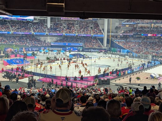 PHOTOS: NHL Winter Classic flocks to South Florida