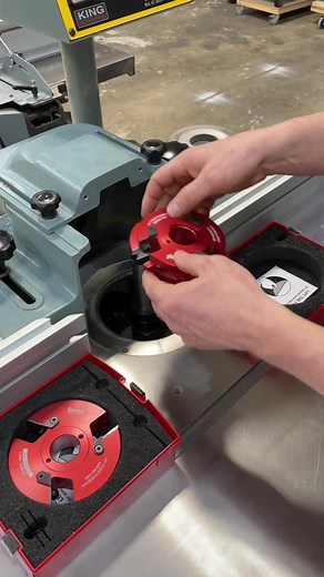 These @FreudTools wedged tongue and groove cutters are amazing for straight and flat glue ups. No need for biscuits or panic when boards slide apart a bit and need to be clamped quickly to hold them on the ends where they drift apart. Also makes for less work and sanding after you take them out of the clamps as the piece will still be aligned and nice and flat #freudtoolsambassador #woodworking #tools #maker