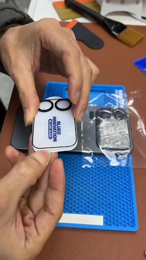 47K views · 1.2K reactions | Xiaomi 17 Pro Max Blue Gorilla Glass Integrated Lens Screen Protector #MobilePhone #DigitalProducts #OriginalVideo #TimeToShowTheRealTechnology #HanchuanProfessionalMobilePhoneScreenProtection | Tech way | Facebook