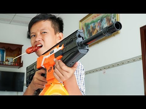 NERF GUN SAUSAGE FOOD BATTLE SHOT