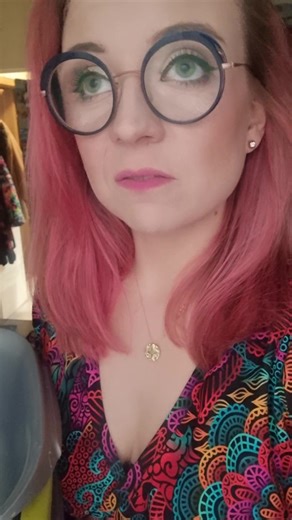 312K views · 6.9K reactions | luksus jest z plastiku! #luxurious #rich #famous #viral #foryou #adhd #adhdwomen #womenadhd #adhdtiktok #dlaciebie #comedy #komik #fun #standup #stand-up | Aleksandra Radomska - Mam wątpliwość | Facebook