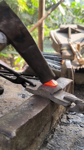 Traditional Blacksmith Anvil Making | Hand Forged Steel Anvil From Scrap Metal #foryou #scrapmetal