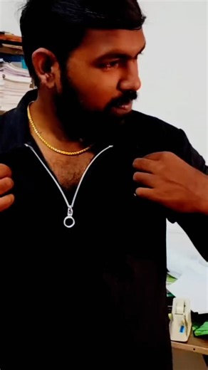 Rockey on Instagram: "🖤 Corian zipper with fitness🎧🪄 #kalyani #dude #oorumblood"