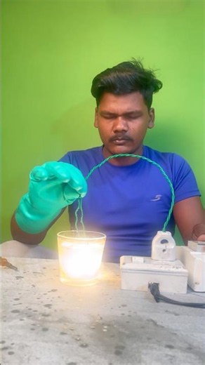 Water Conducts Electricity: Fact or Fiction? Salt Water Conductivity: A Scientific Experiment #viral
