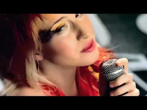 Paramore - Misery Business [Official Music Video]