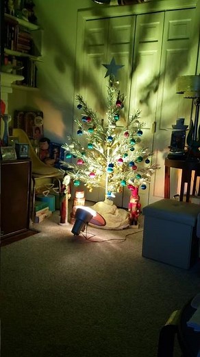 50's silver christmas tree with color wheel.