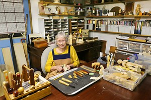 Appalachian Traditions with Brasstown Carver Helen Gibson