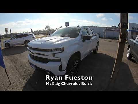 Ryan shows how to set the speed warning in a Silverado