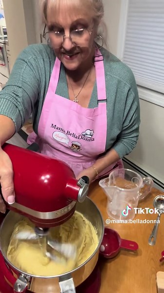 6 eggs ½ cup vegetable oil (Crisco is best) 2 or more teaspoons vanilla or anise extract 3 cups all purpose flour 2 teaspoons baking powder 1½ cups sugar 1. Beat the eggs until smooth. Add the oil and vanilla or anise extract. Mix in the flour and baking powder. Add the sugar and blend vigorously all of these dry ingredients into the egg mixture until smooth. The mixture will be sticky and stiff but will relax into a soft dough consis-tency. Test by dropping the mixture from a small teaspoon or 