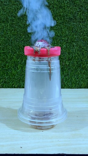 Everyday Science Can Be Beautiful Too #Satisfying #experiment #science #MrExperiment | Mr Experiment | Facebook