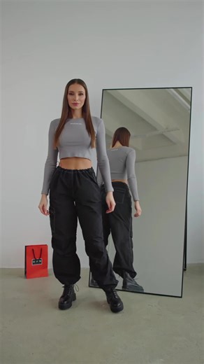Virtual try on in one click with Tryona #virtualtryon #tryona #outfitideas Virtual try-on made simple with Tryona.com! Imagine your new looks with just one click. Discover the easiest way to style yourself today! video by Buatenior soundtrack by NRA-LAB