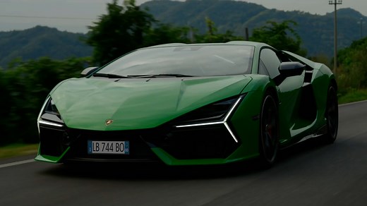 Start your engines. __ The vehicle is not yet offered for sale and is therefore not subject to Directive 1999/94/EC. The fuel consumption and emissions data is in the type approval stage | Lamborghini