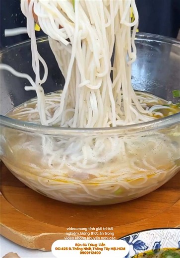 Cái kết Nga Sumo đại chiến tô bún bò 7 người ăn