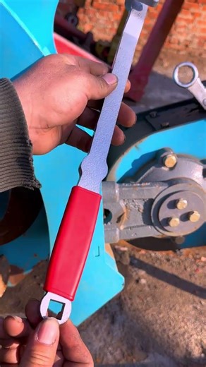 When You Can’t Loosen A Tight Screw, Use This Wrench Extension Bar #wrench