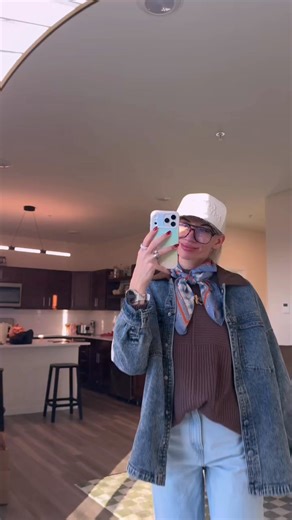 9.6K views · 52 reactions | layering our way to the holidays with YOU #Buckle shop new: https://bit.ly/3WW0Xwh | Buckle | Facebook