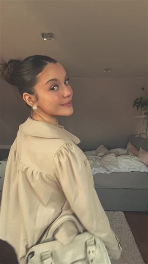 Stylish Sleek Bun Tutorial for Every Occasion