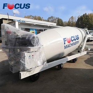 [Hot Item] 12 Cbm Rail Form Concrete Mixer Truck for Tunnel