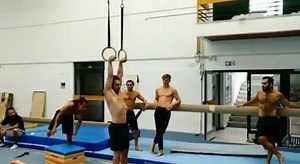 1.3K views · 39 reactions | Die Gymnastic Rings sind sowohl fürs Training, als auch für unsere #Workshops unabdingbar. Das perfekte Equipment, welches man überall dabei haben sollte. Ben zeigt uns in diesem Video, wie sehr er die Ringe zu schätzen weiß. Tipps und Tricks hierzu bekommt ihr auf der #MovementAwakening Tour. ・・・ #Repost @a_movers_life ・・・ 露 Join the #Movement  #MOVISION | MOVISION MOVEMENT | Facebook