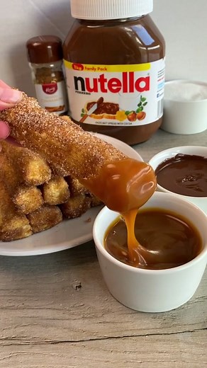 Delicious Churros Waffle Recipe: Fun Food Hack!