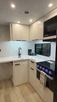 New Gen RV with Smart Features! Winnebago 28BHS #rv #rvlife #travel #camping #rving #camp #camper