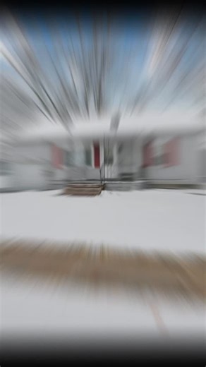 📣📣📣📛📛HOT LISTING, JUST HIT THE MARKET‼🌡‼EAST of Green Bay‼... 📍 915 Reber St, Green Bay, WI 54302 💲 $214,900 | 🛏️ 3 Beds | 🛁 1 Baths | 🚗 1-Stall garage/ 1,032 sq ft 📣Open Houses Sun Dec 7 1-2:30pm‼ Call me for more information....☎920-360-0632 Move-in ready home with a smart, user-friendly layout. This 3-bedroom residence places two bedrooms on the main level and a spacious third bedroom on the upper level, for guests, or a dedicated home office. Fresh flooring and paint flow through