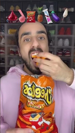 Food ASMR Eating a Giant Hersheys Kiss #asmr #food #nutella #asmrfood #mukbang