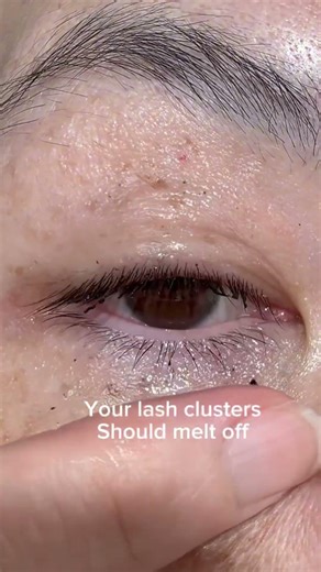 Remove your lash clusters damage free with Linx Pro DIY Lash Remover
