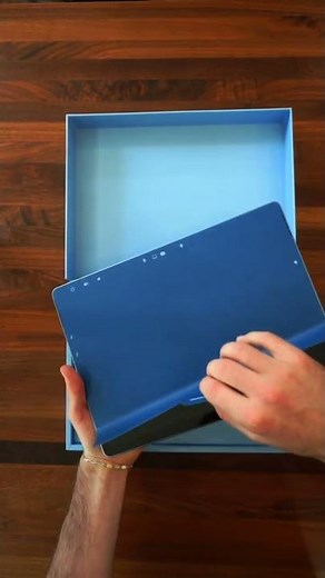 Surface Pro Unboxing