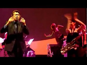 Bryan Ferry - Let's Stick Together - Budapest Arena 2011