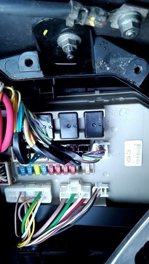 Bruit relais et panne RENAULT Clio III