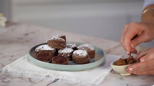 2.7K reactions · 2.1K shares | Valu Ramallo visitó nuestra cocina y preparó unos deliciosos scons de chocolate.  Animate vos también a darle vida a esta receta exclusiva de Natura. | Mundo Natura | Facebook