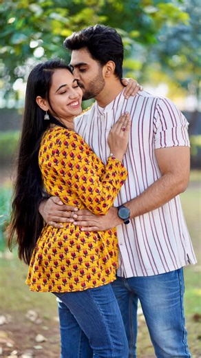 Sampada Chirde on Instagram: "Couple poses with Jeans 📸 . . . . . . . #video #jeans #pose #girl #boy #couple #couplegoals❤ #love #story #heart #insta #viral #instagood #videos #trending #audio #reels #couplevideos #followbacknow . . . [Couple, Jeans, Pose, Ideas , viral,couple, trending, video, audio, love , girlfriend,boyfriend, partner, poses]"